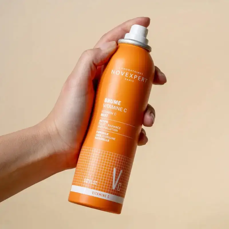 novexpert-vitamine-c-brume-mist-eclat-radiance-150ml NOVEXPERT VITAMINE C BRUME MIST ECLAT RADIANCE 150ML – Image 1